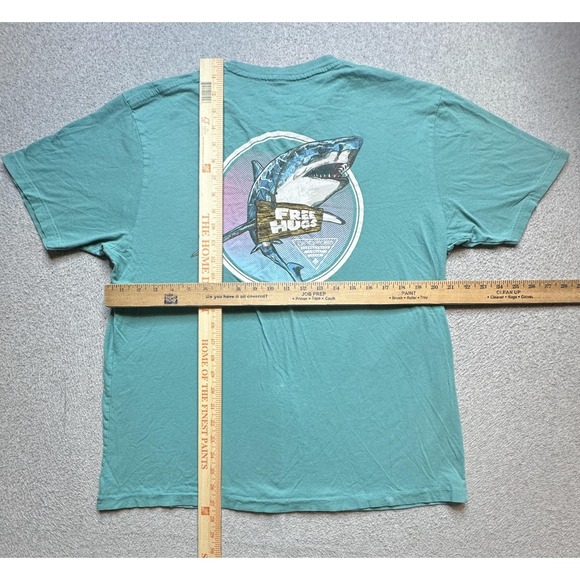 Columbia PFG Shirt‎ Mens XL Green Free Hugs Shark Graphic Fishing Tee - Picture 7 of 10